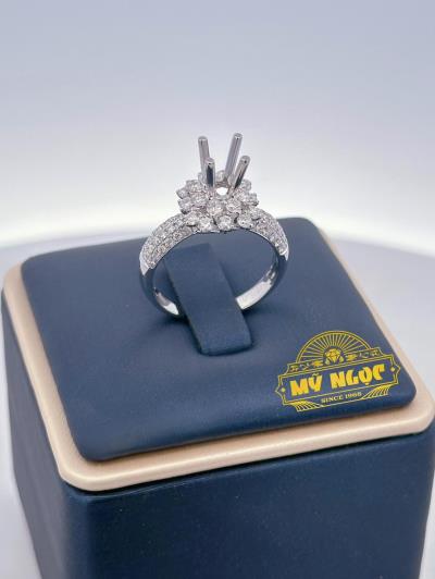 Vỏ Nhẫn Nữ Kim Cương