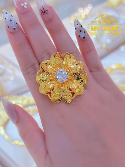 Nhẫn Hoa Vàng 610