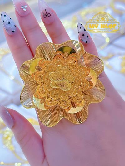 Nhẫn Hoa Vàng 610