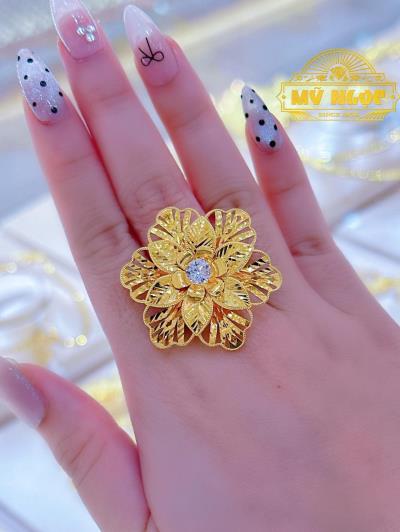 Nhẫn Hoa Vàng 610