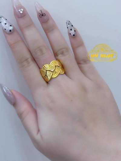 Nhẫn Nữ Kiểu Vàng 610